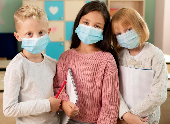 Image for Pilares de la salud y la seguridad en el cuidado infantil