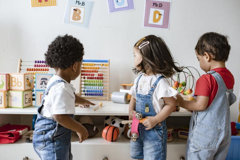 Image for Mastering Supervision: Keeping Children Safe in All Settings