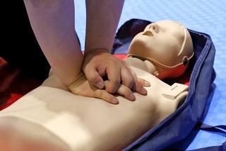 image in article The Benefits of CPR Remote Skills Training